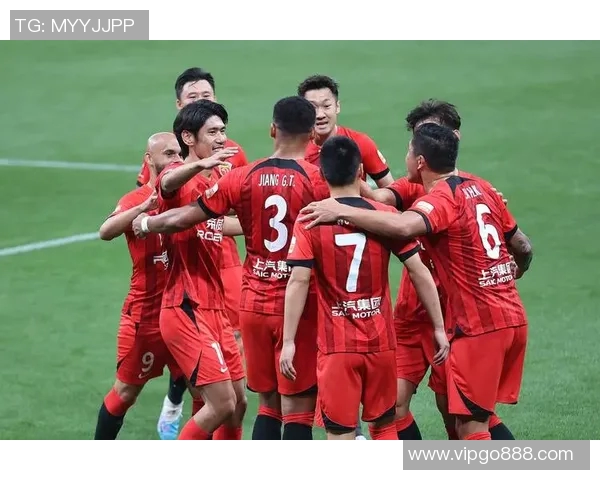 中超争冠格局：海港领跑，申花紧追，国安稳健追击